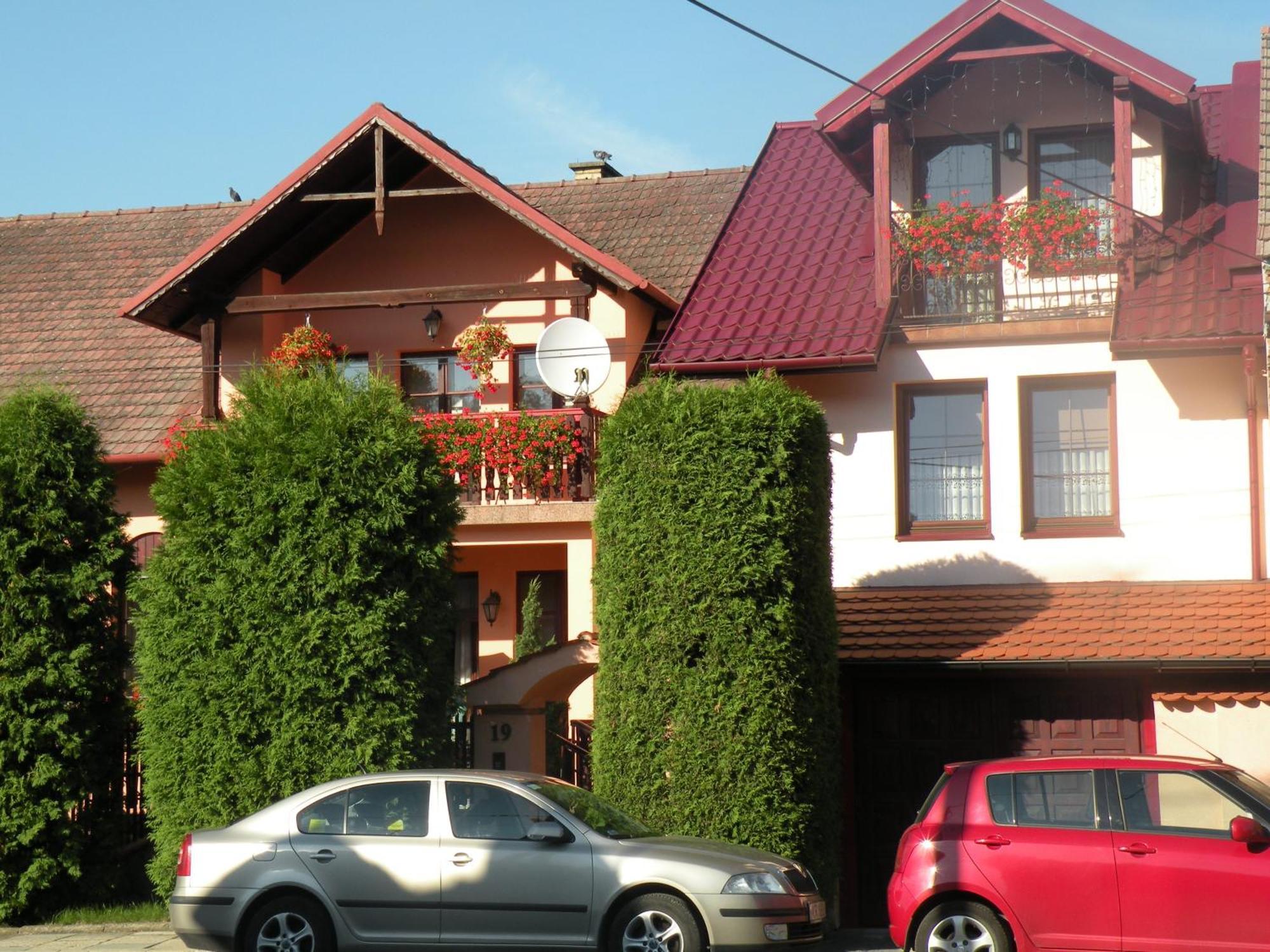 Bed and Breakfast Dom Pod Tujami à Cracovie Extérieur photo