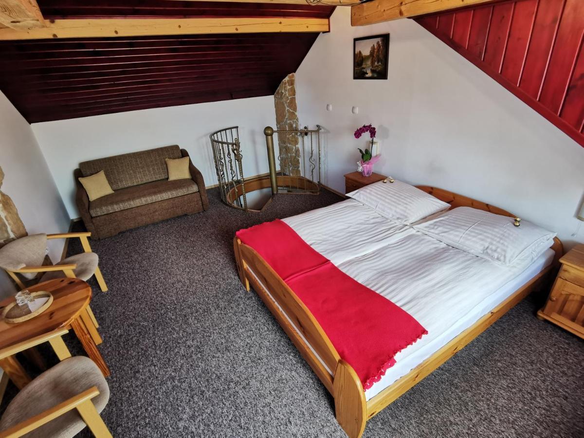 Bed and Breakfast Dom Pod Tujami à Cracovie Extérieur photo